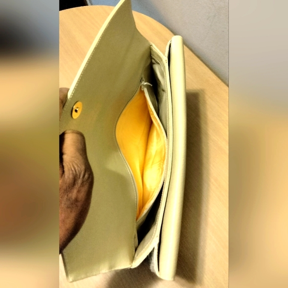 Authentic GUCCI Clutch Bag